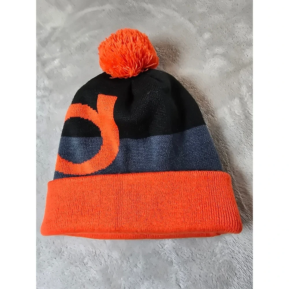 Nike KD Kevin Durant Youth‎ Pom Beanie Hat Black Orange Basketball Winter